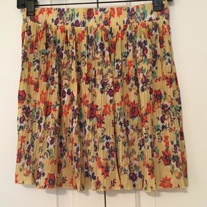 ZARA Summer Pleated Mini Skirt